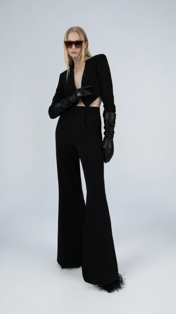 Gorof traje negro crepe cropped jacket wide leg pantalon